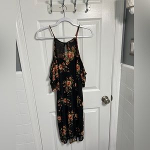 Black/floral cold shoulder dress 2X